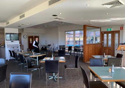 藍山酒店管理學(xué)院 校園風(fēng)格、環(huán)境設(shè)施與師資力量解析——聚焦餐飲管理專業(yè)